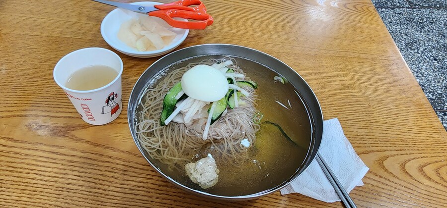 냉면)지구에서 제일 오래된 냉면집_2.jpg