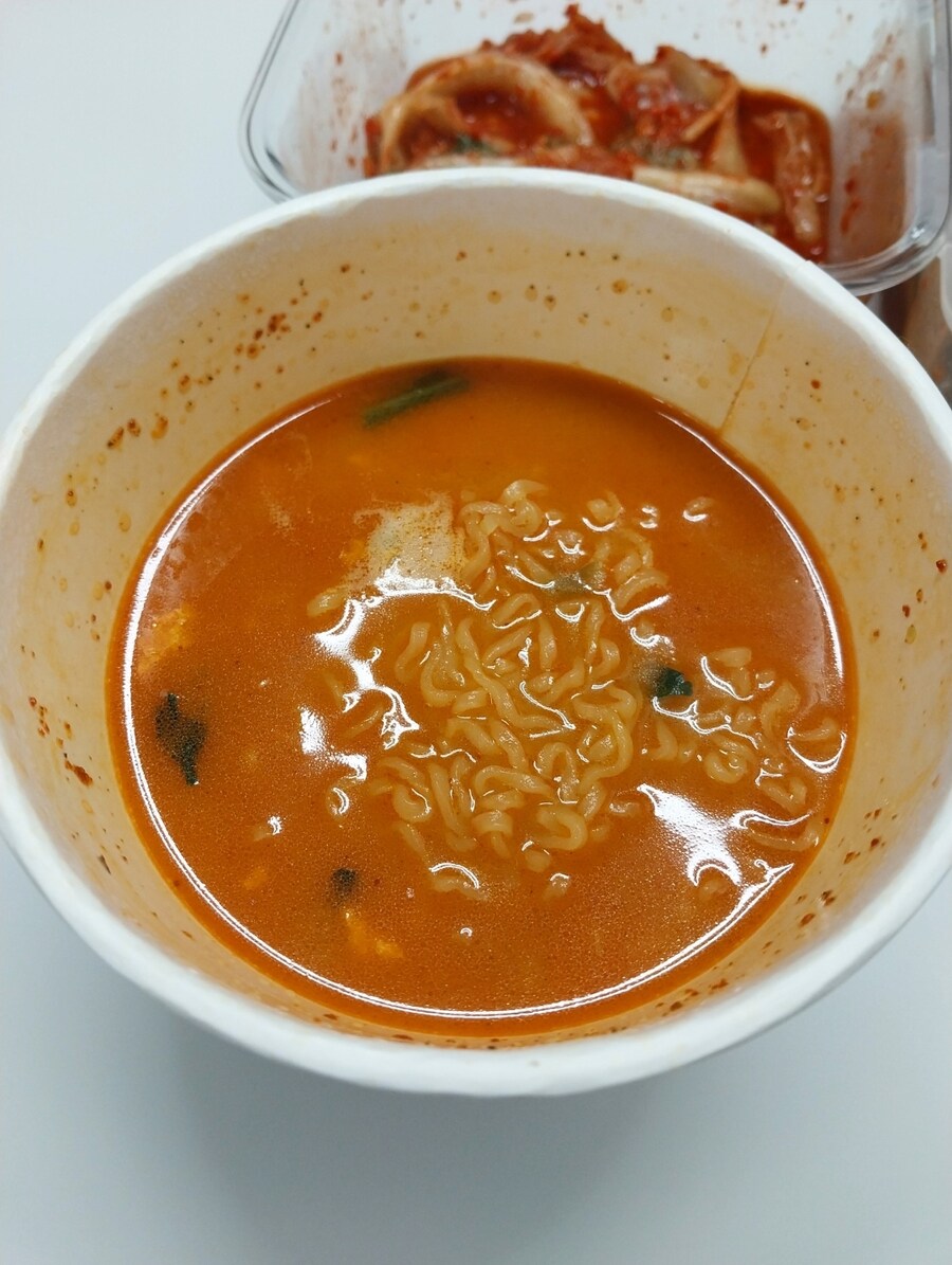농심-신라면 블랙 사발면_5.jpg