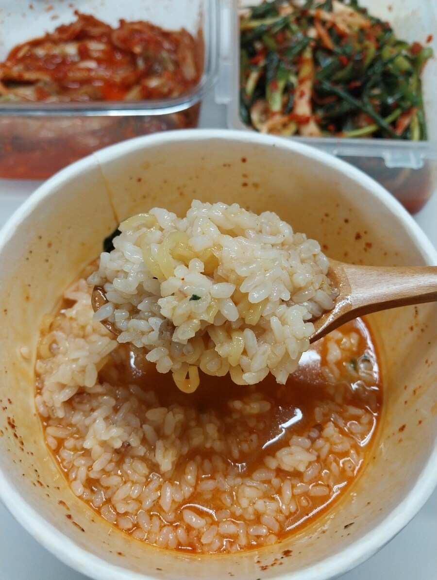 농심-신라면 블랙 사발면_9.jpg