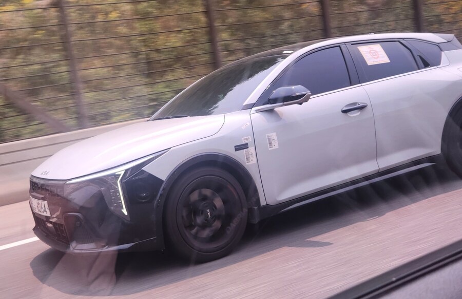 도로에서 본 K4 GT_2.jpg