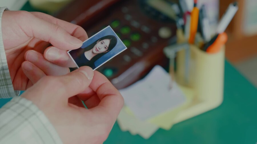 아이유 증명사진_1.jpg