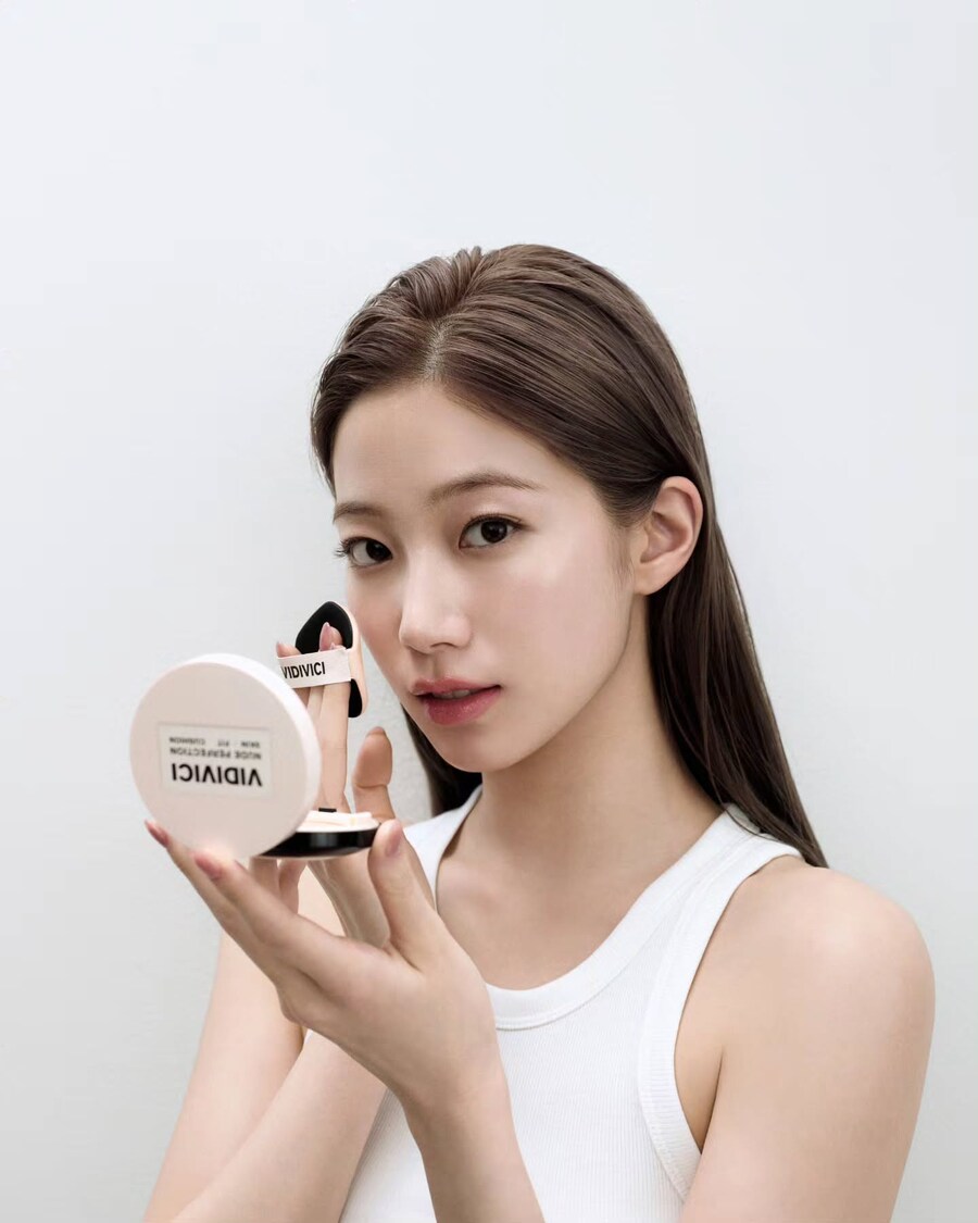 [르세라핌] 카즈하 ‘VIDIVICI’ Ads Shoot Sketch_4.jpg