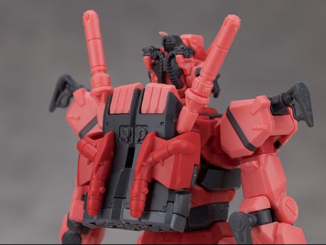 HG GQ 1/144 붉은 건담 해외 리뷰_26.jpg