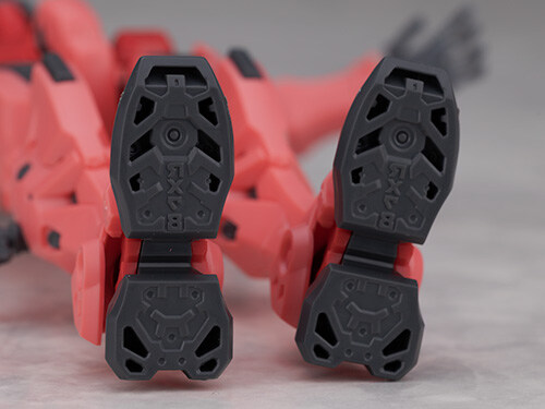 붉은 건담(GQ) 발바닥의 RX-78에 대해_1.jpg