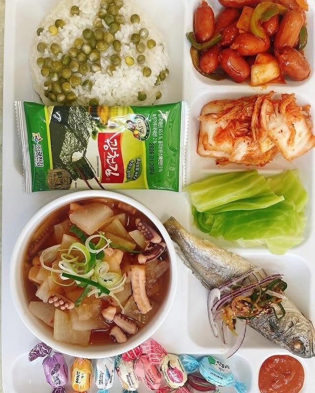 급식으로 나온 폭싹속았수다 정식.jpg_4.jpg