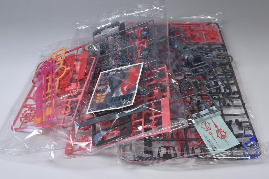HG GQ 1/144 붉은 건담 박스 / 런너 / 조립 설명서_6.jpg