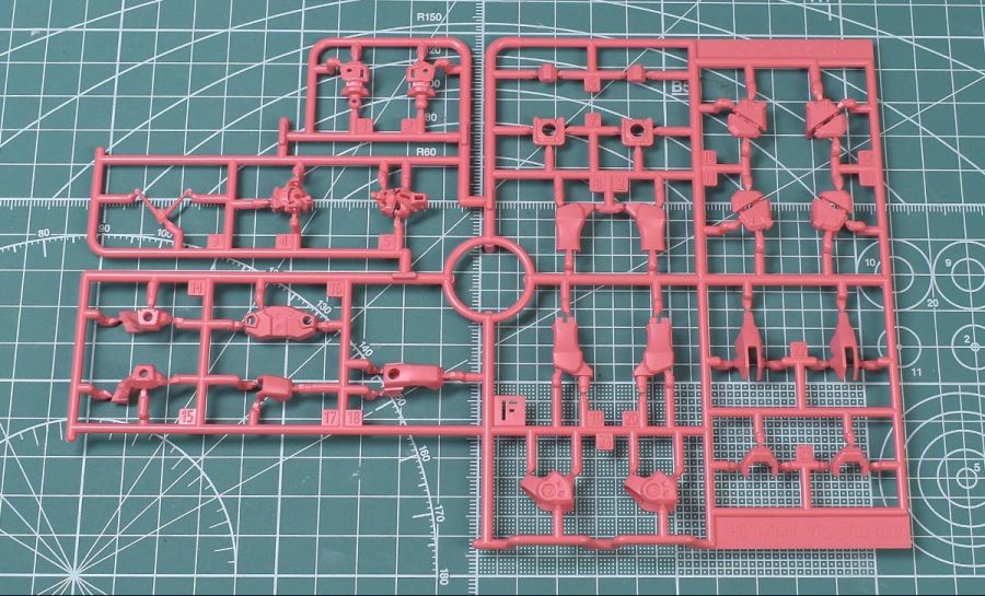 HG GQ 1/144 붉은 건담 박스 / 런너 / 조립 설명서_18.jpg