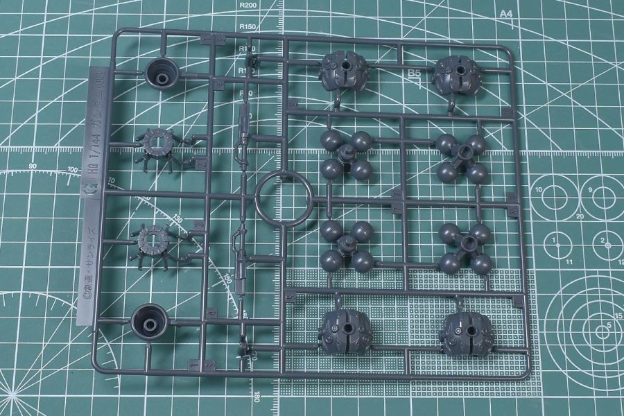 HG GQ 1/144 붉은 건담 박스 / 런너 / 조립 설명서_19.jpg