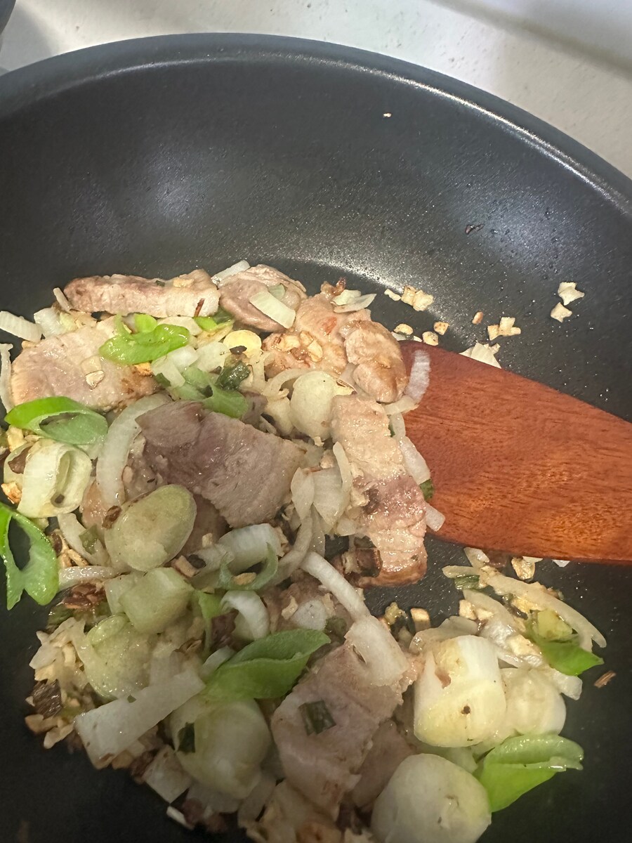 주말의 아빠 코스요리-짜장라면과 가문어 구이_4.png