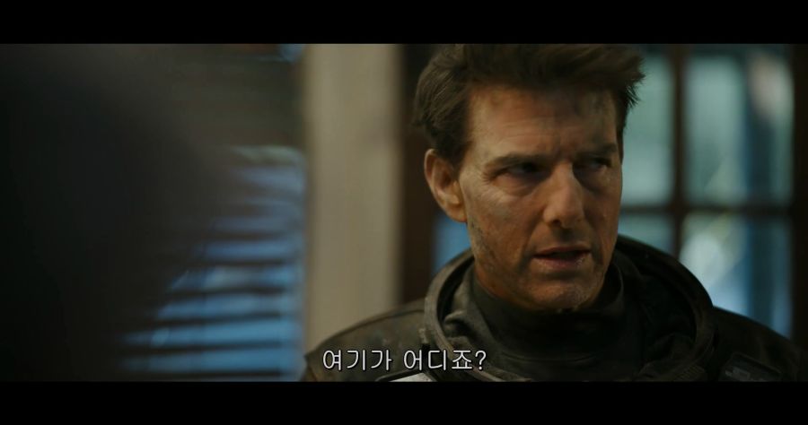 [탑건]젋은 시절의 혈기가 다시 살아난 매버릭_13.jpg