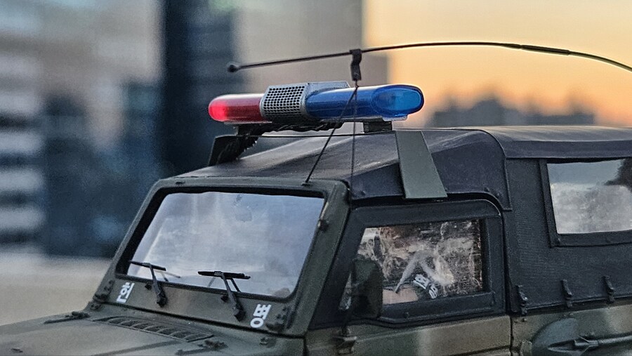 1/35 Def 육군 K131 레토나 헌병대 with LED_15.jpg