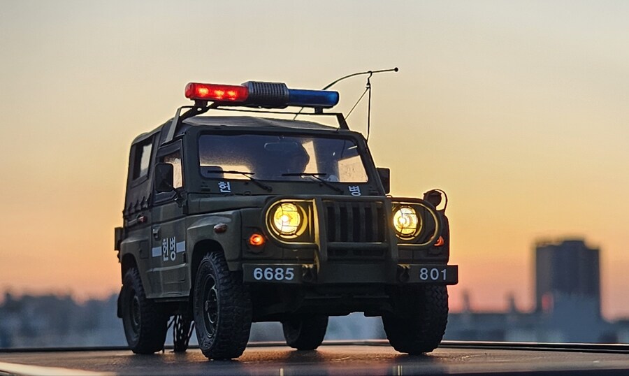 1/35 Def 육군 K131 레토나 헌병대 with LED_22.jpg