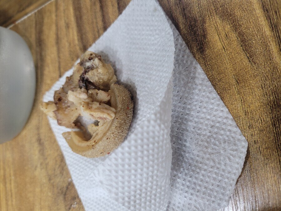 약혐)밖에서 사먹는 음식에 화가날때_4.jpg