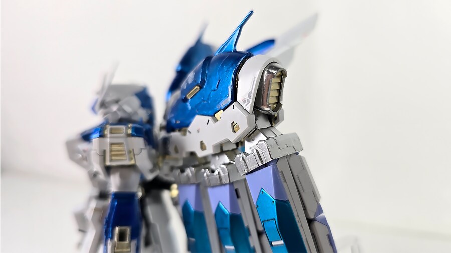 [RG] RX-93-ν2 하이뉴 도색해봤습니다. (티타늄 피니시 버전)_7.png