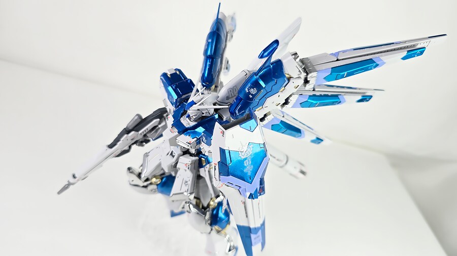 [RG] RX-93-ν2 하이뉴 도색해봤습니다. (티타늄 피니시 버전)_13.png