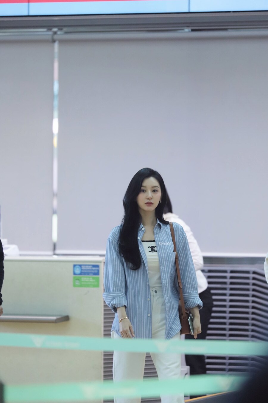 수지 성유리외 여자 연예인들 평상복 실물 분위기 느낌 체감하기_37.jpg