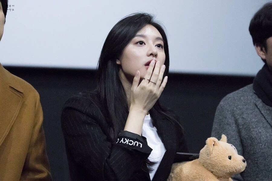 수지 성유리외 여자 연예인들 평상복 실물 분위기 느낌 체감하기_40.jpg
