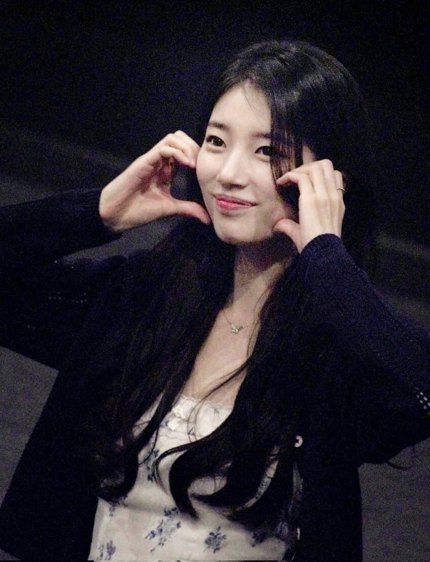 수지 성유리외 여자 연예인들 평상복 실물 분위기 느낌 체감하기_1.jpg