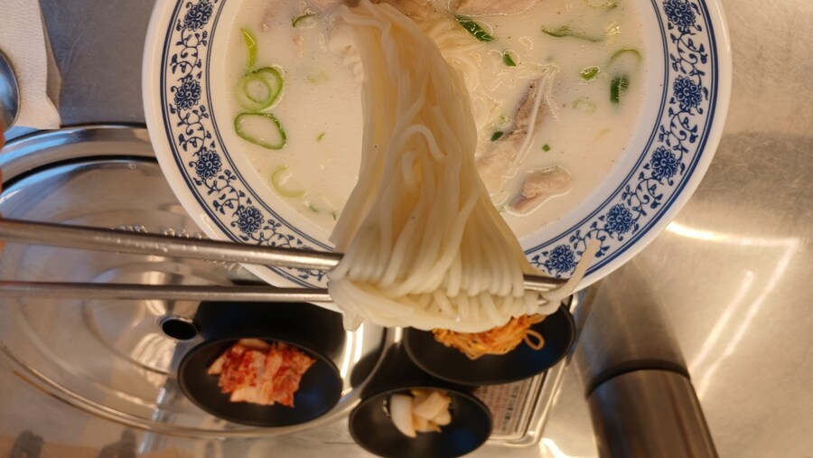 제주도식 갑오징어들기름국수_2.jpg