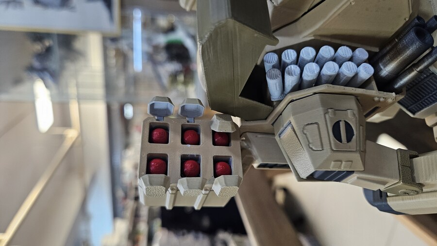 1/48 마크로스 데스트로이드 3D출력/도색_8.jpg
