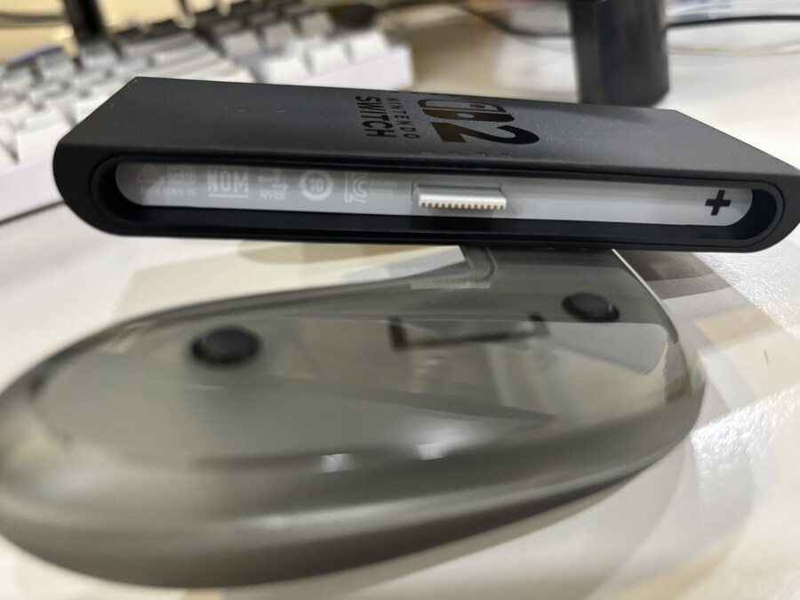 Joy-Con 2 충전 그립_9.jpg