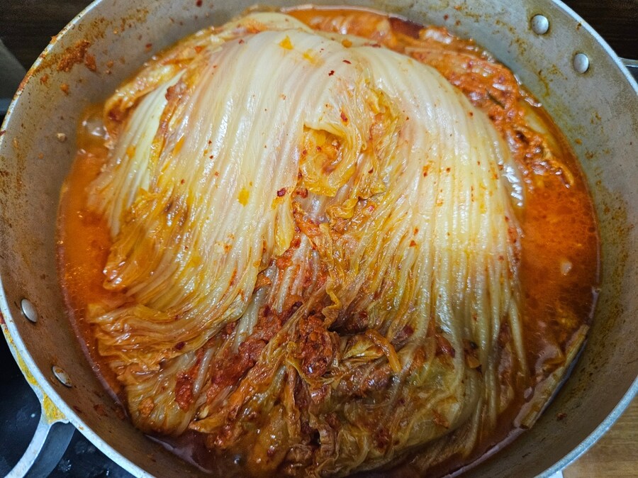 직장에서 3천원으로 해먹는 점심 김치찜_3.jpg