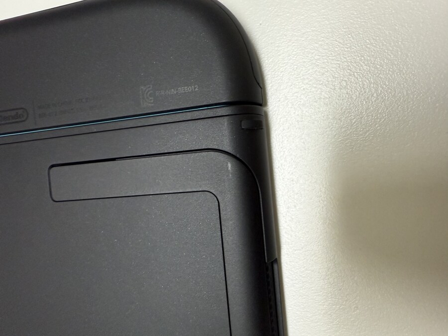 스위치2 초기 기스_1.jpg