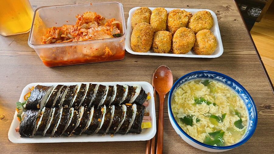 김밥과 감자고로게_1.jpg