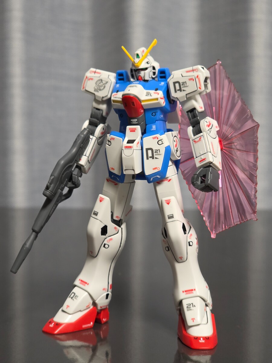[HGUC] 빅토리 건담_4.jpg