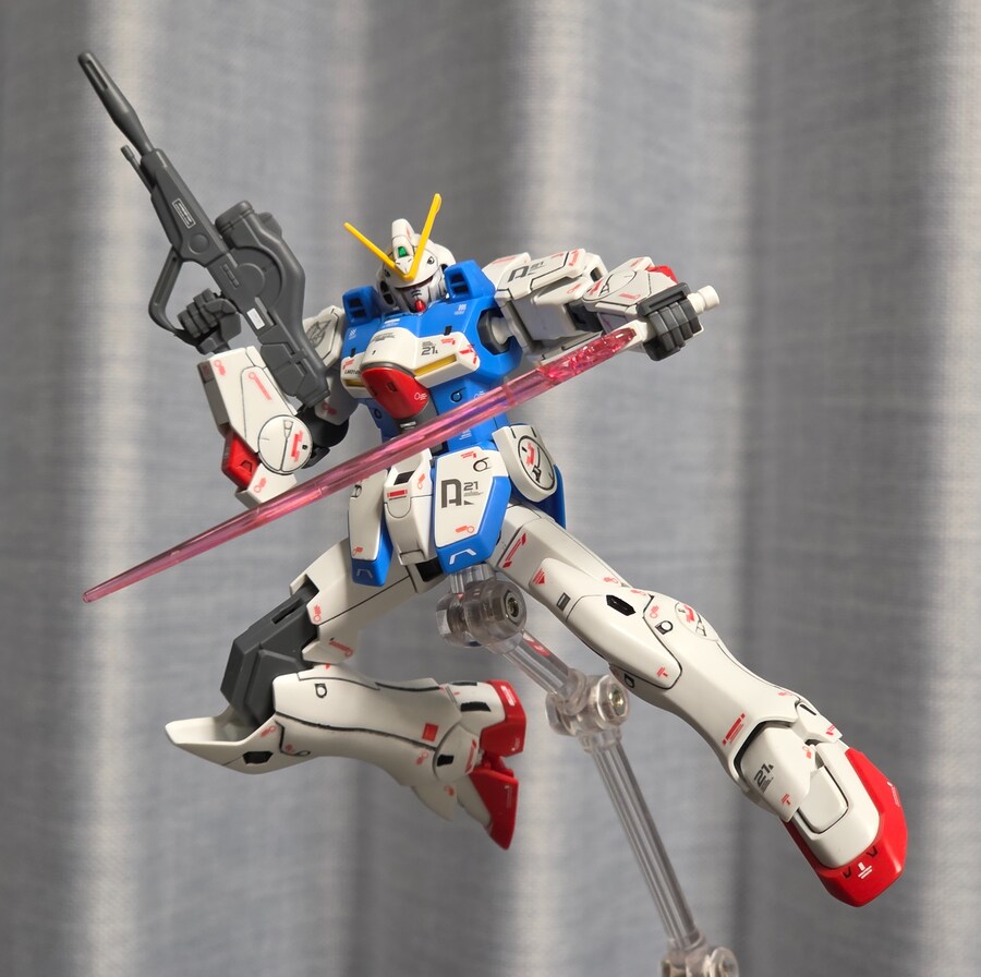 [HGUC] 빅토리 건담_9.jpg