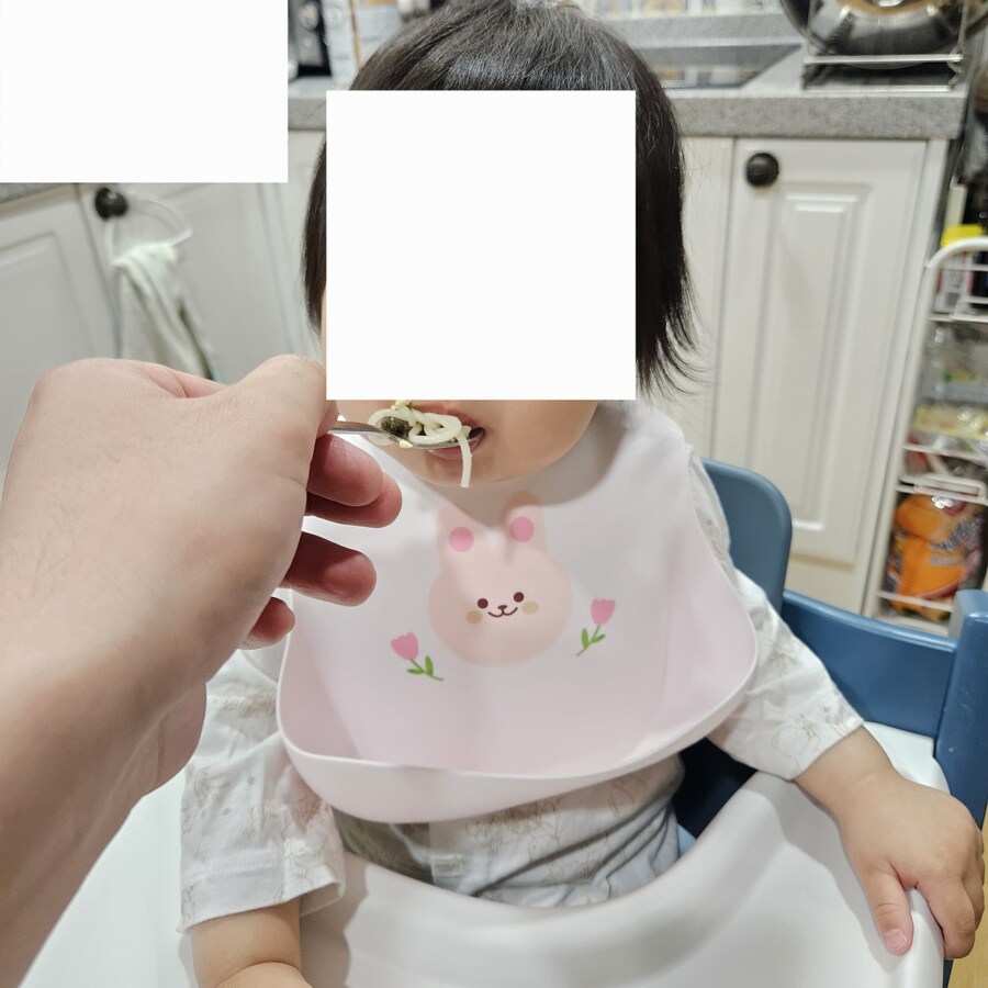 아기 국수 먹여봄_2.jpg