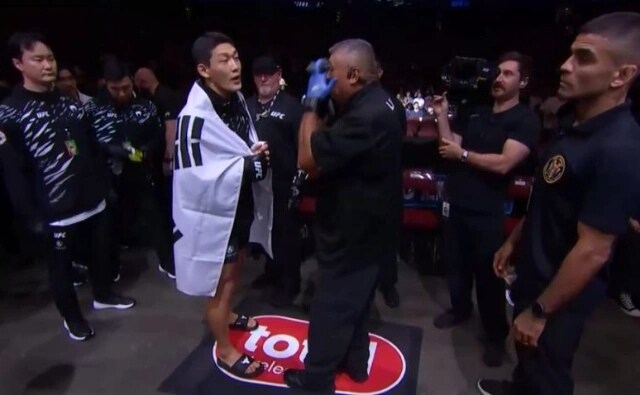 실시간 한국 격투기 선수의 미친 UFC 데뷔전 ㄷㄷ...GIF_2.jpg