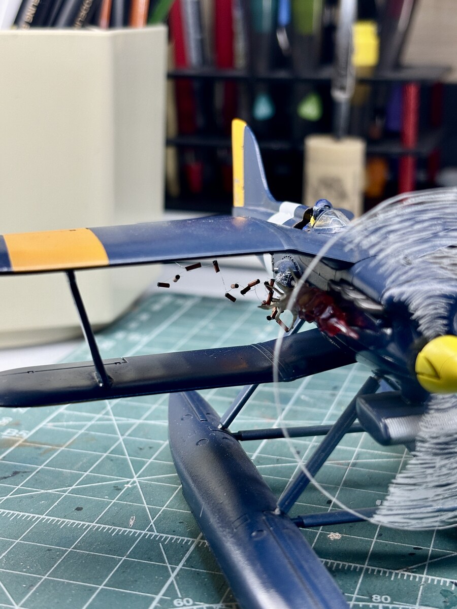 1/48 붉은돼지 도그파이트 디오라마 완성_18.jpg
