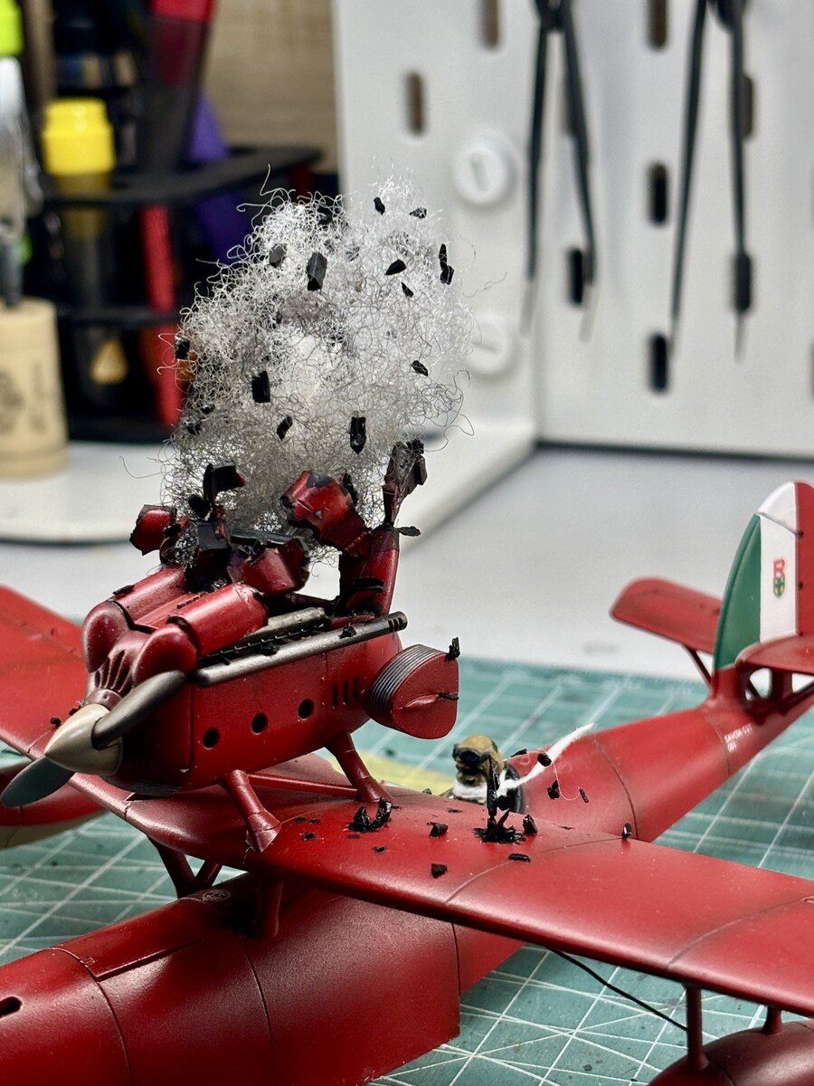 1/48 붉은돼지 도그파이트 디오라마 완성_21.jpg