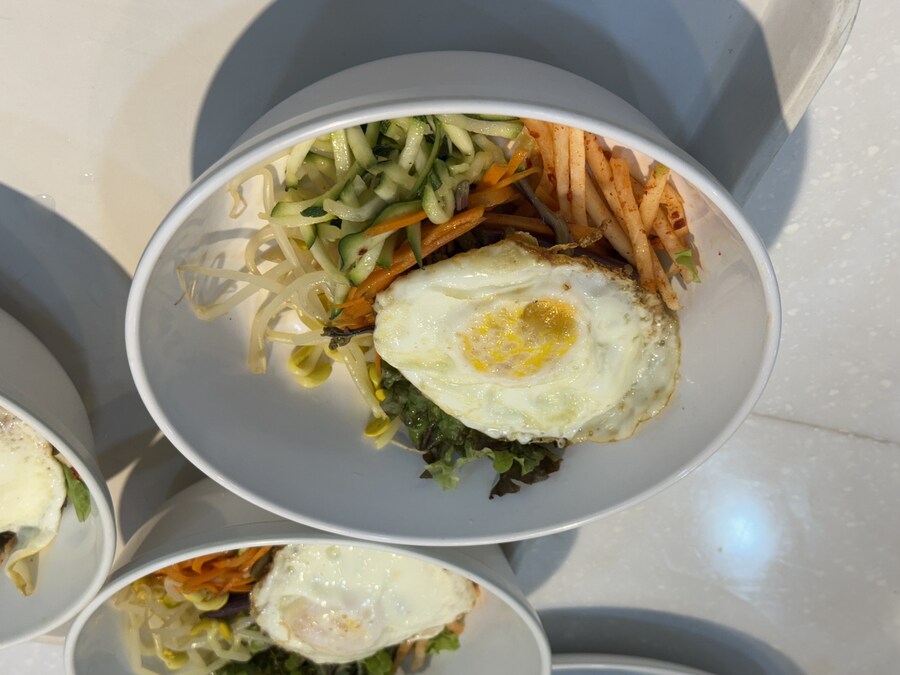 (스압) 구디 구내식당 7500원짜리 식사들_16.jpg