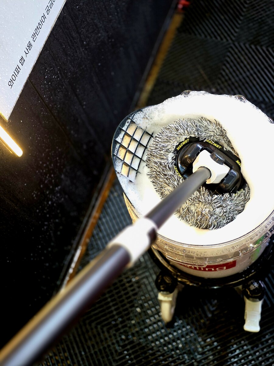 출고 후 한달만에 유리막코팅, 기타 이것저것_8.jpg