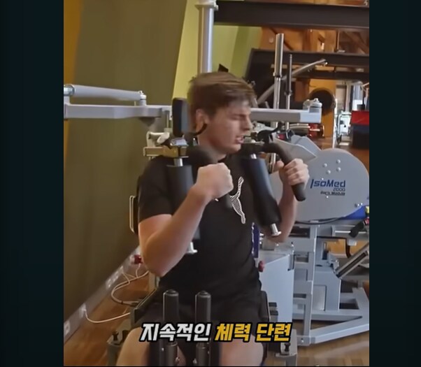 F1 차량을 일반인이 함부로 운전할 수 없는 이유_31.png
