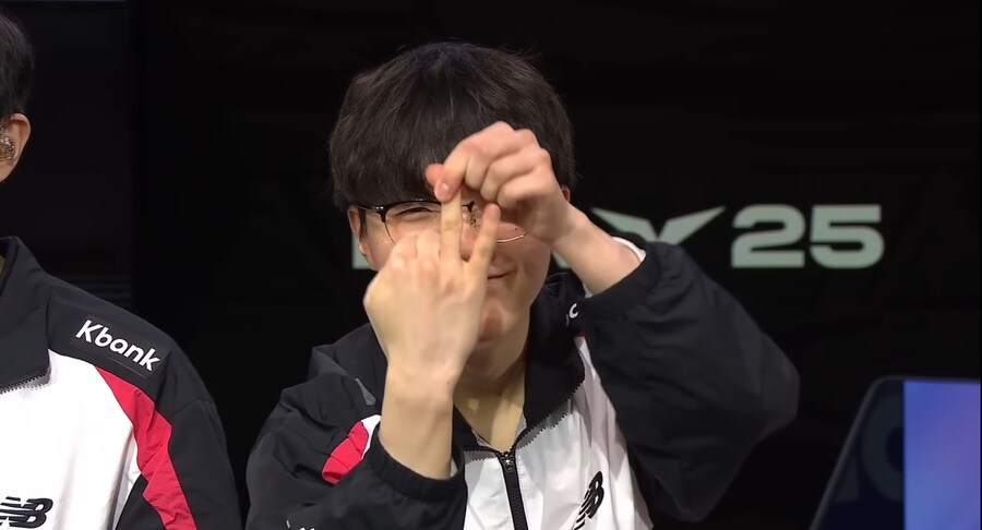 롤) 티원팬인데 오늘 지면 기절하겠다_1.png