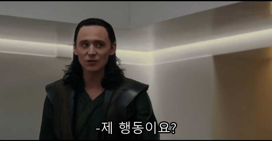 영화) 로키의 마음속에 평생토록 후회로 남은 것_9.jpg