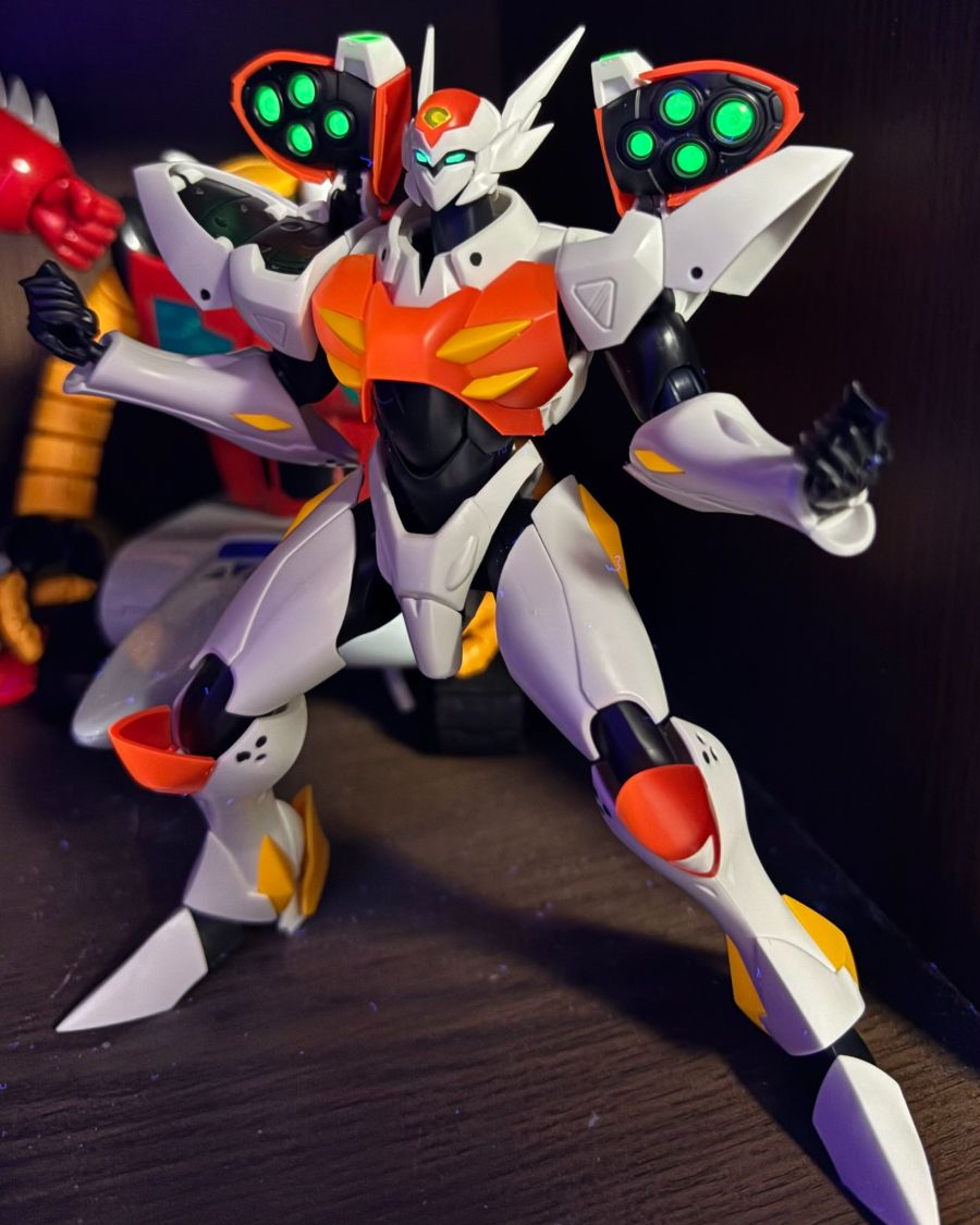 [굿 스마일] MODEROID 테카맨 블레이드 + 혼스펙 페가스 나열 사진_2.jpg
