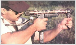 전세계에 25개 밖에 없는 기관단총_4.webp