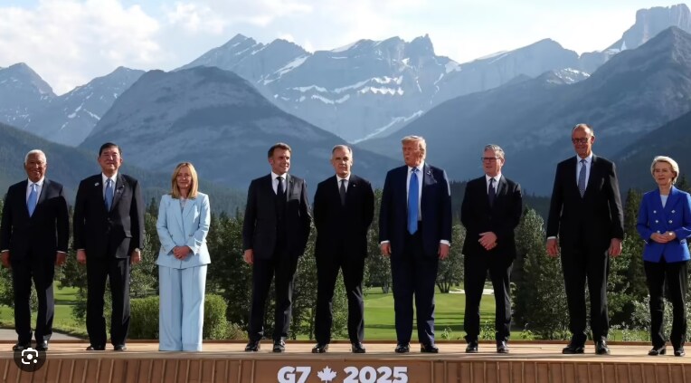 G7 정상들 단체 사진 있기는 있네._1.png