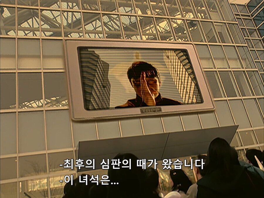 울트라맨 티가에서 제일 유명한 명장면_6.jpg