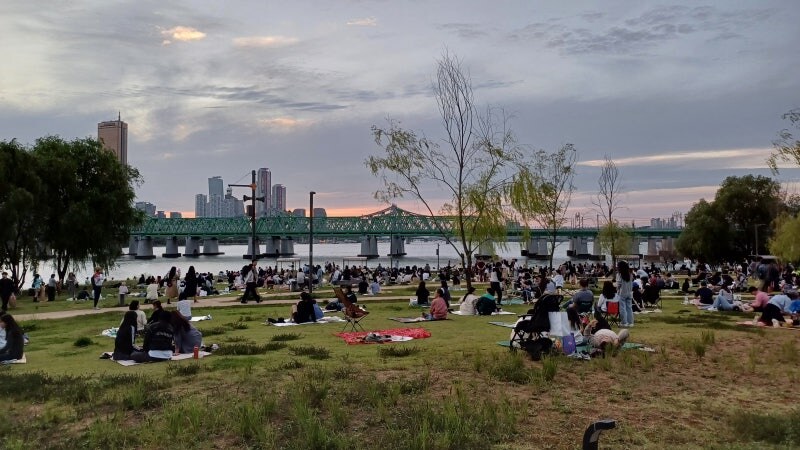 요즘 서울에서 여의도 보다 핫하다는 곳.jpg_2.jpg