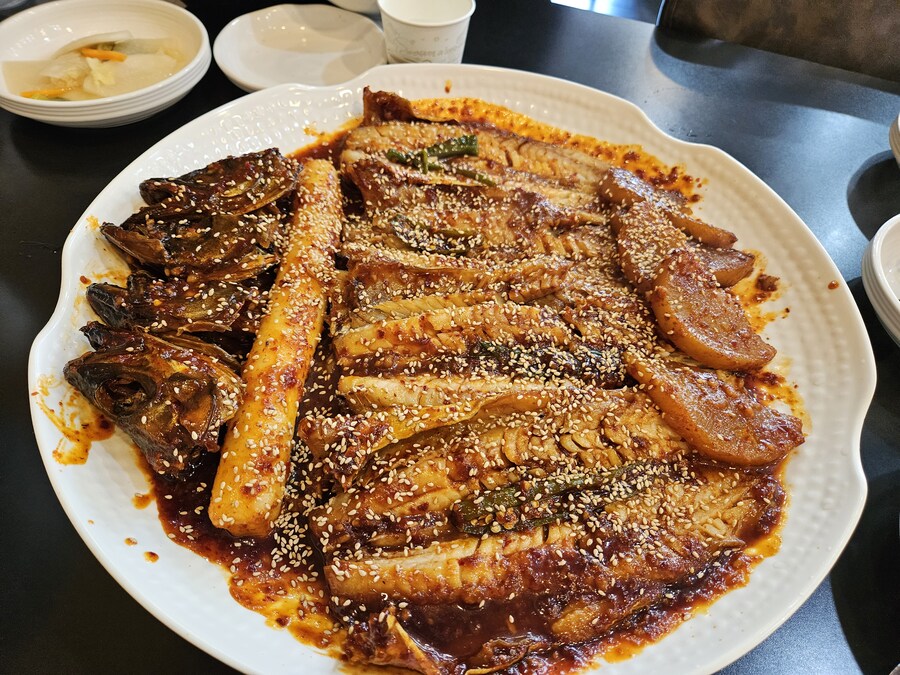 대전의 음식들 : 석갈비 + 명태조림_4.jpg