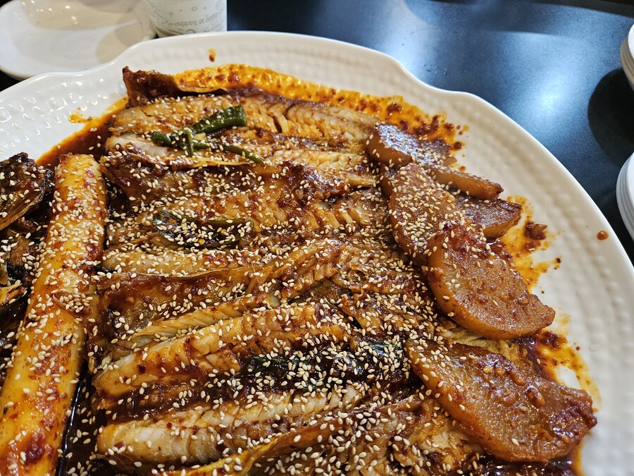 대전의 음식들 : 석갈비 + 명태조림_6.jpg