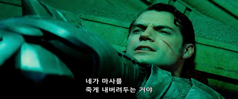 배트맨이 슈퍼맨이랑 친구가 된 이유_1.jpg