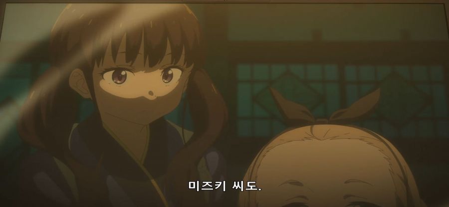 [리코리스 리코일] 스압 목숨 걸고 하는 카메라_3.jpg