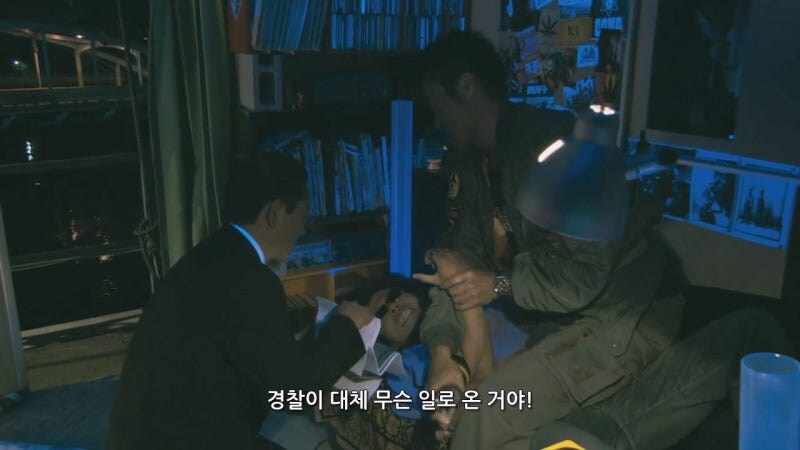 무단 주거 침입을 하다가 습격당하는 형사_14.jpg