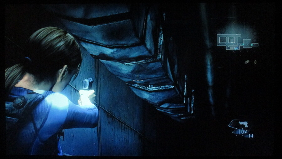 바이오하자드 레벌레이션스_16.jpg